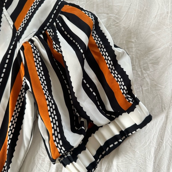 Gracia Stripped Blouse - Picture 3 of 3